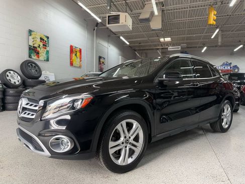 Used 2019 Mercedes-Benz GLA 250 4MATIC image 1