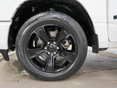 Used 2023 RAM 1500 Big Horn AWD/4WD image 29