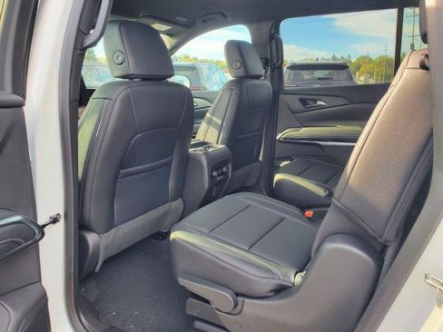 New 2026 Chevrolet Traverse LT w/ Driver Confidence Package image 24