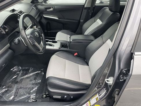 Used 2012 Toyota Camry SE image 27
