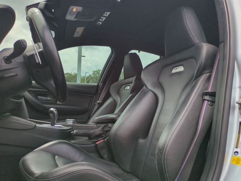 Used 2016 BMW M3 RWD image 16