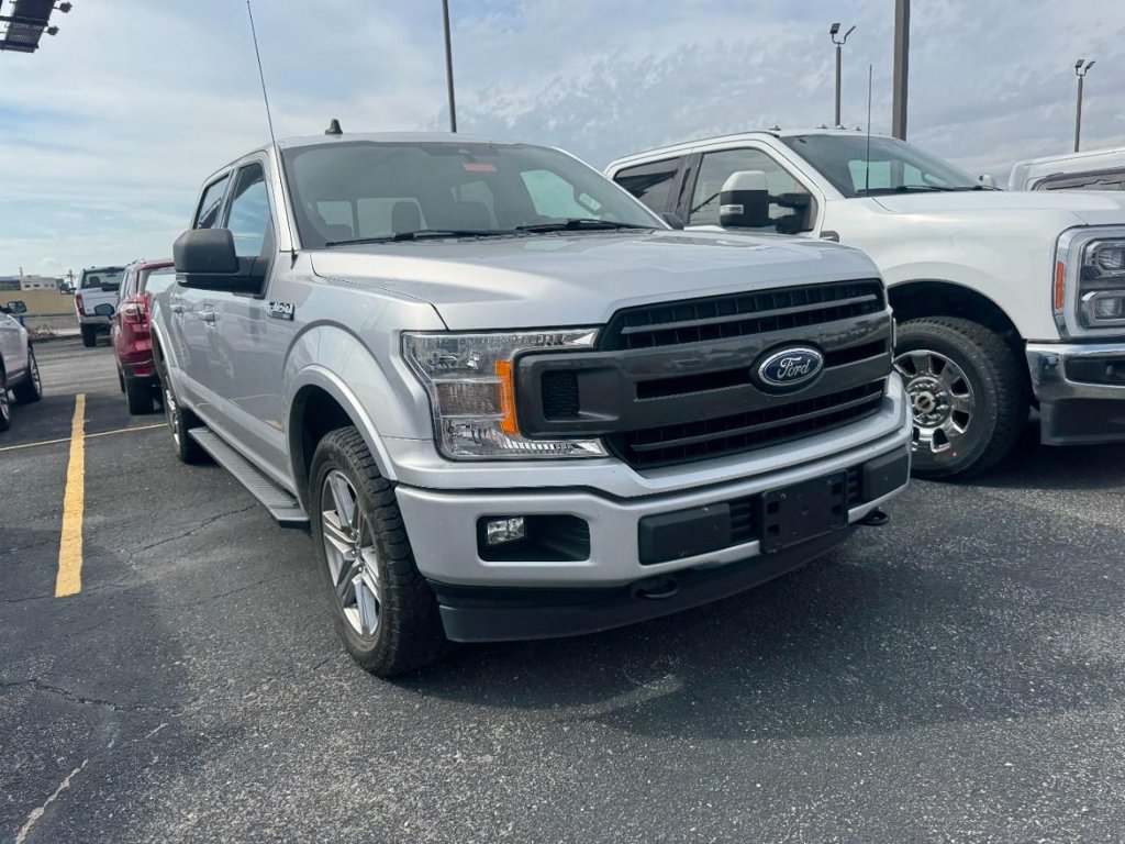 Used 2019 Ford F150 XLT w/ Equipment Group 302A Luxury AWD/4WD image 2