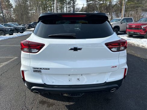 Used 2022 Chevrolet TrailBlazer RS w/ Technology Package image 4