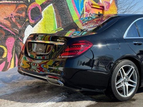 Used 2019 Mercedes-Benz S 560 4MATIC Sedan w/ AMG Line Exterior image 14