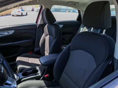 Used 2024 Kia Forte LXS image 15