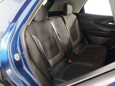Used 2021 Chevrolet TrailBlazer LS AWD/4WD image 29