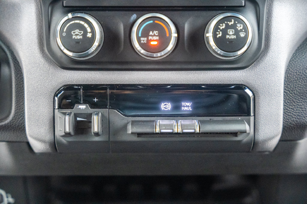 Used 2023 RAM 2500 Big Horn w/ Level 1 Equipment Group AWD/4WD image 30