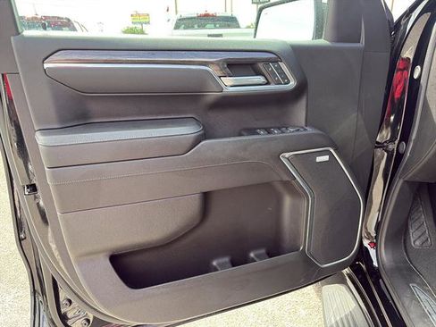 Used 2024 Chevrolet Silverado 1500 LTZ AWD/4WD image 28