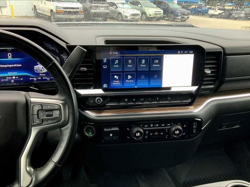 Used 2024 Chevrolet Silverado 2500 LT image 6