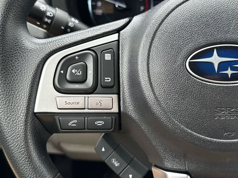 Used 2018 Subaru Forester 2.5i Premium AWD/4WD image 16