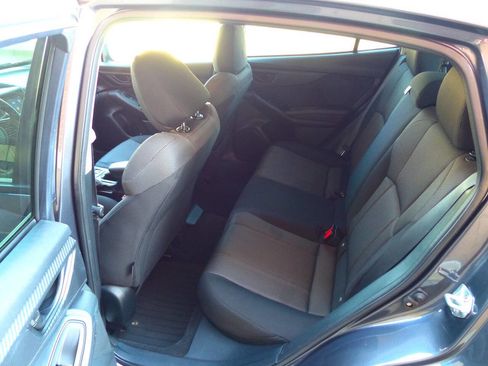 Used 2021 Subaru Impreza 2.0i Premium image 35