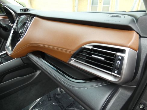 Used 2021 Subaru Outback Touring XT image 34