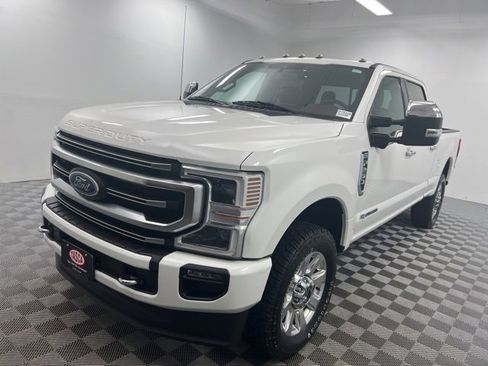 Used 2020 Ford F250 Platinum w/ Snow Plow Prep Package image 2