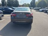 Used 2018 Toyota Camry LE image 5