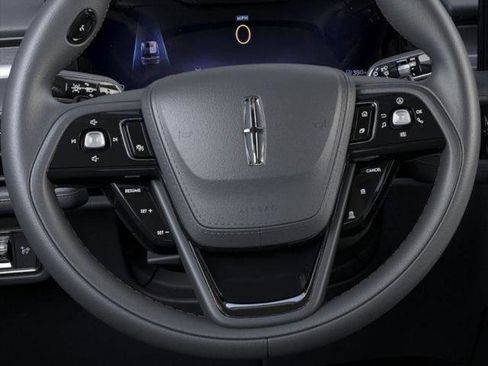 New 2026 Lincoln Aviator AWD image 12