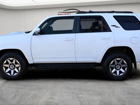Certified 2024 Toyota 4Runner TRD Off-Road Premium w/ Off Road Premium Plus Package AWD/4WD image 28