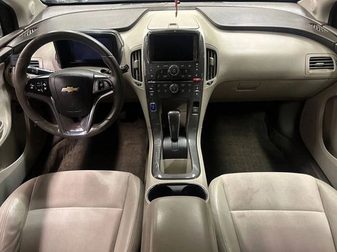 Used 2013 Chevrolet Volt Premium w/ Premium Trim Package image 15