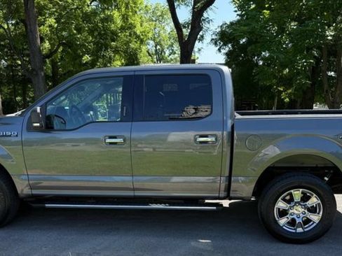 Used 2017 Ford F150 XLT w/ Equipment Group 302A Luxury AWD/4WD image 2