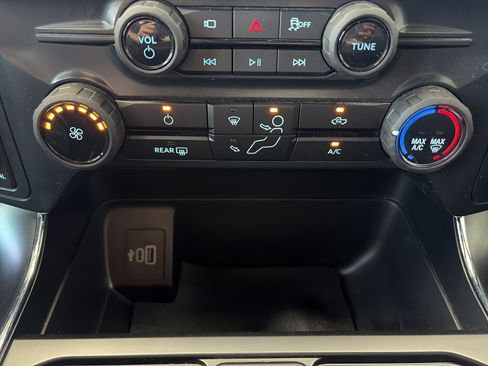 Used 2025 Ford F150 STX w/ Equipment Group 200A AWD/4WD image 21