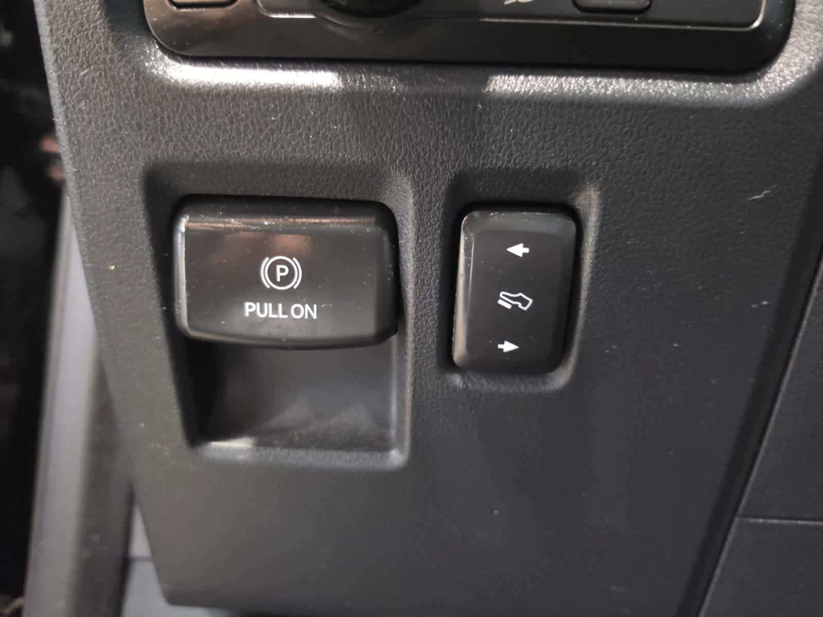 Used 2021 Ford F150 Platinum w/ Equipment Group 701A High AWD/4WD image 27