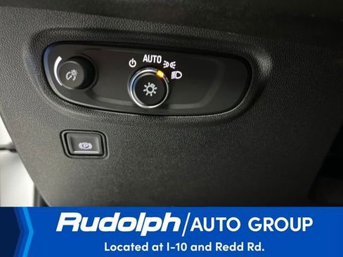 Used 2023 GMC Terrain SLE w/ Driver Convenience Package image 16