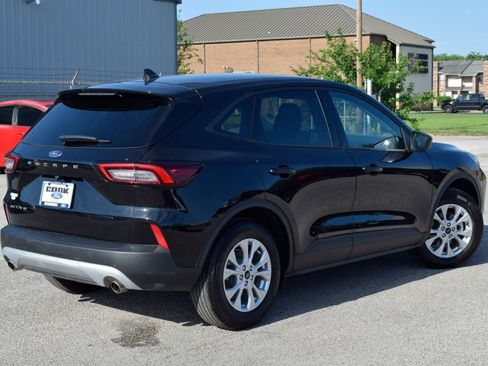 Used 2025 Ford Escape Active FWD image 6