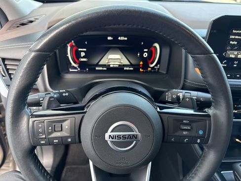 Used 2021 Nissan Rogue Platinum AWD/4WD image 32