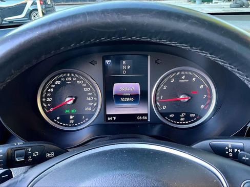 Used 2016 Mercedes-Benz GLC 300 image 25