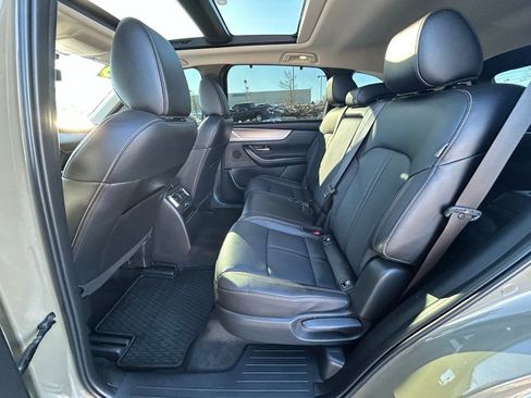 Used 2025 MAZDA CX-70 Plug-In Hybrid w/ Premium Pkg image 26