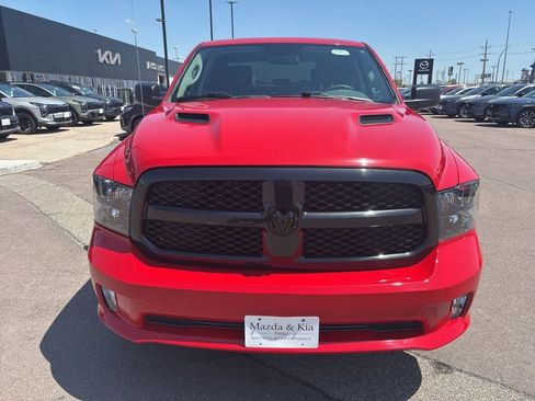 Used 2019 RAM 1500 Express w/ Wheel & Sound Group AWD/4WD image 2