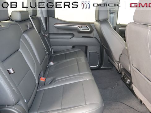 Certified 2026 GMC Sierra 1500 SLT AWD/4WD image 19