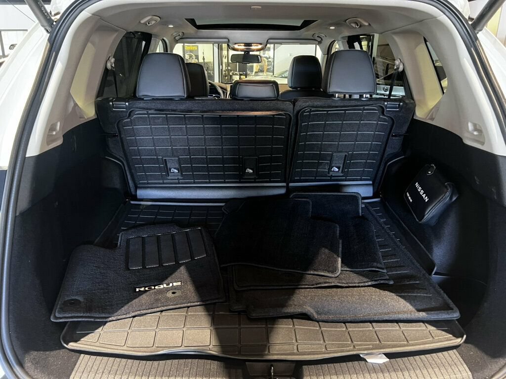 Used 2023 Nissan Rogue SL w/ SL Premium Package AWD/4WD image 16