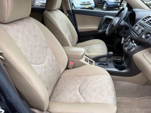 Used 2012 Toyota RAV4 4WD w/ Value Pkg image 39