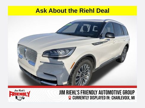 Used 2023 Lincoln Aviator Reserve image 1