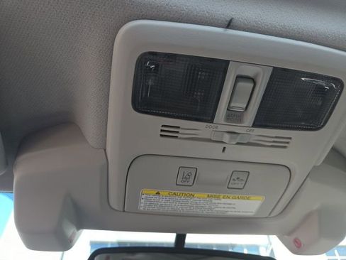 Used 2015 Subaru Forester 2.5i Touring w/ Eyesight & Navigation System image 7