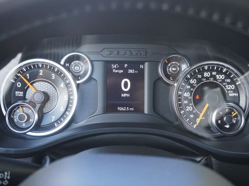 Used 2022 RAM 1500 Big Horn image 11