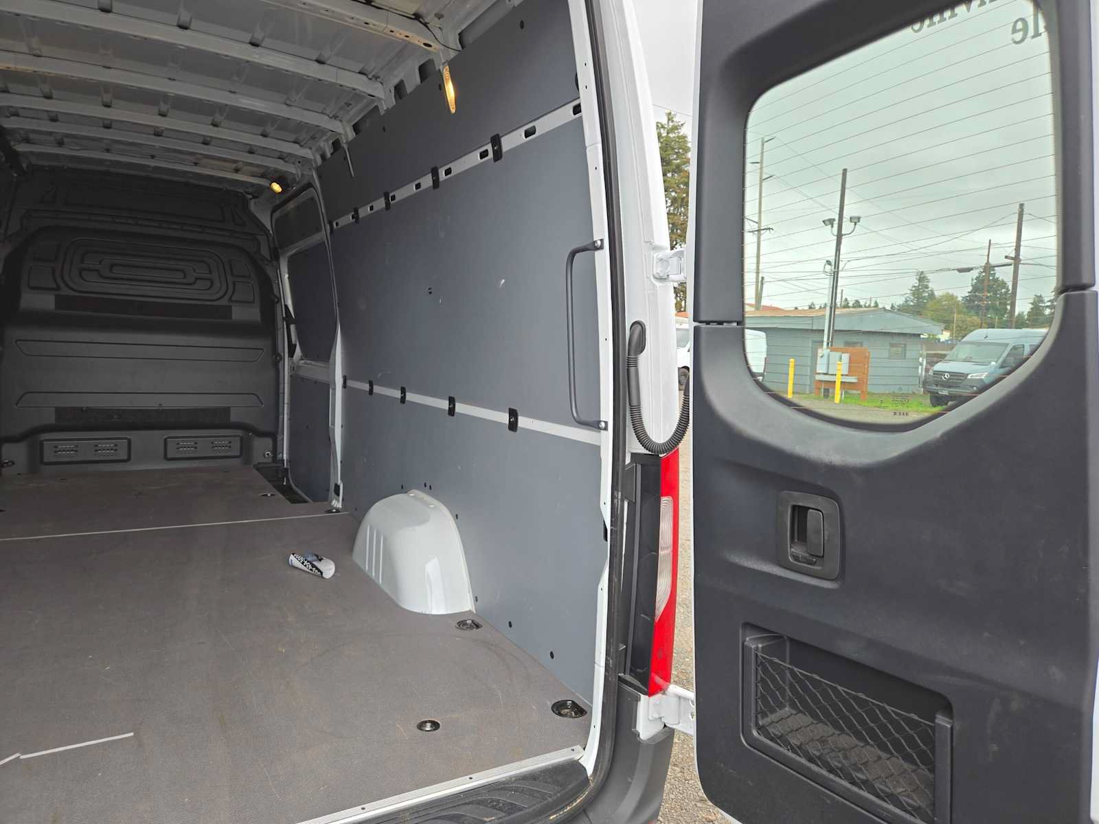 Used 2026 Mercedes-Benz Sprinter 2500 image 18
