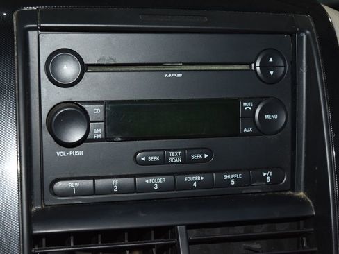 Used 2007 Ford Explorer Sport Trac XLT image 10