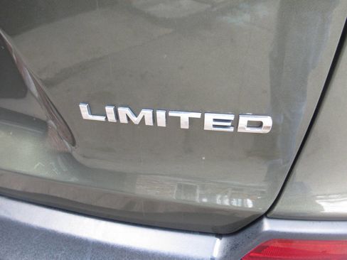 Used 2020 Jeep Cherokee Limited w/ Mopar Interior Package image 9