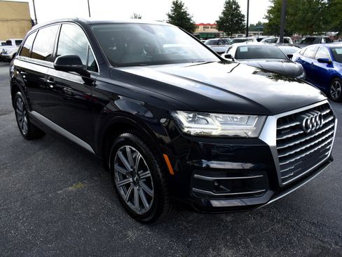 Used 2018 Audi Q7 3.0T Prestige w/ Prestige Package image 4
