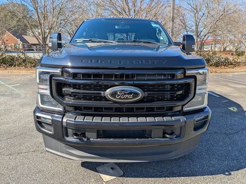 Used 2022 Ford F250 Lariat w/ Black Appearance Package image 9