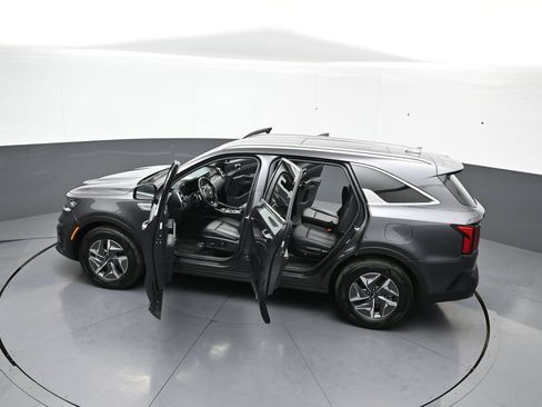 Certified 2021 Kia Sorento EX FWD image 47