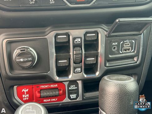 Certified 2023 Jeep Wrangler Unlimited Rubicon w/ LED Lighting Group AWD/4WD image 28