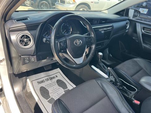 Used 2017 Toyota Corolla SE FWD image 10
