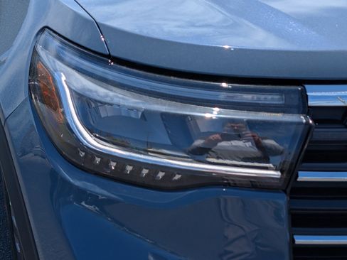 New 2026 Ford Explorer Active w/ Active Comfort Package image 5