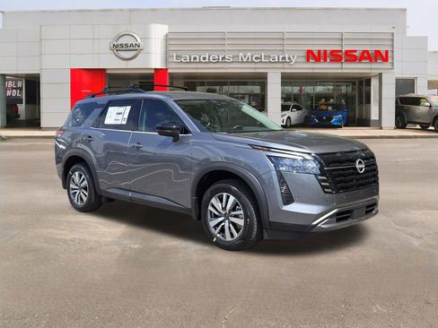 New 2026 Nissan Pathfinder SL w/ SL Premium Package FWD image 1