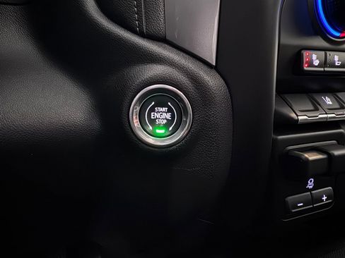 Certified 2020 Chevrolet Silverado 2500 LTZ w/ LTZ Premium Package image 24