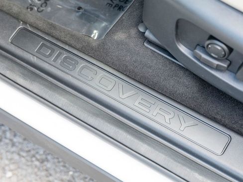 New 2025 Land Rover Discovery Sport S image 15