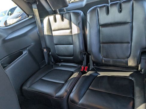 Used 2019 Ford Explorer Sport image 25