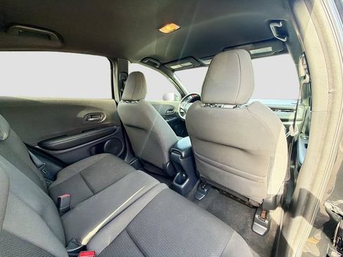 Used 2021 Honda HR-V Sport image 24